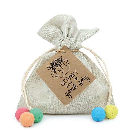 Bedankt voor de goede zorg - Zaadbommetjes in linnenzakje // Maartje