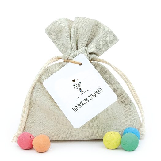 Zaadbommetjes in linnenzakje - Een bloeiend nieuwjaar - Hoofdfoto