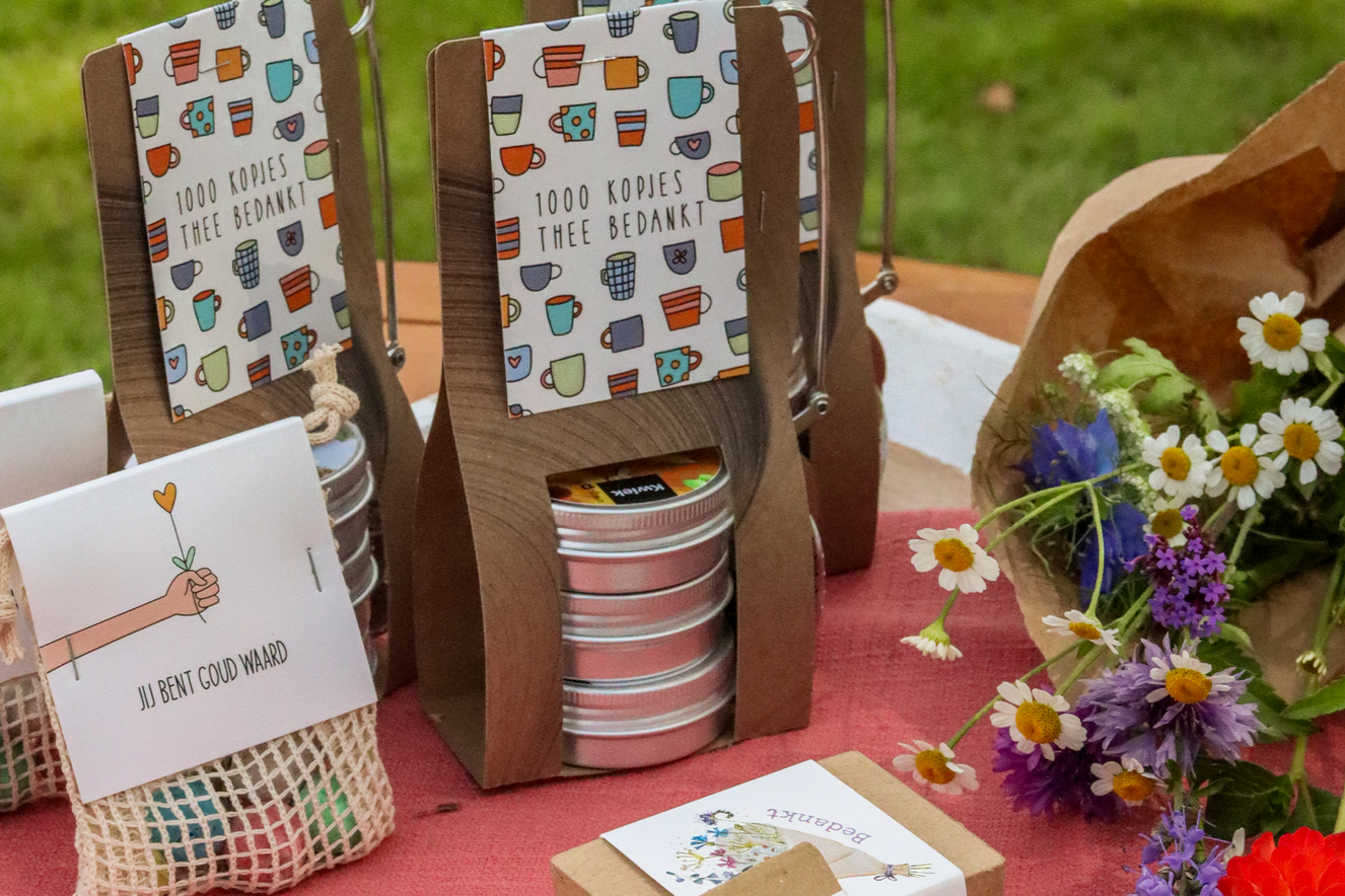 Wat is het verschil tussen Tuindreef en BedankjesFabriek? Wat is het verschil tussen Tuindreef en BedankjesFabriek?